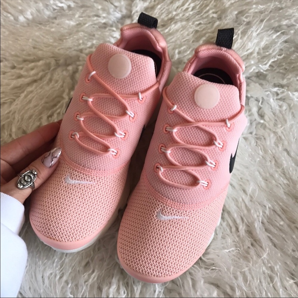 NWT Nike Air Presto Pink - Picture 3 of 7